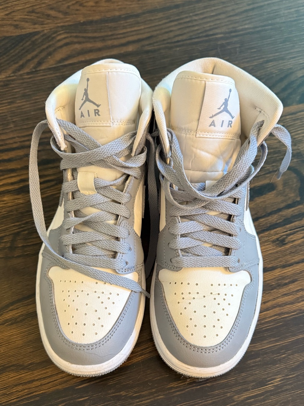 Nike Air Jordan high top sneakers gray and white size 6